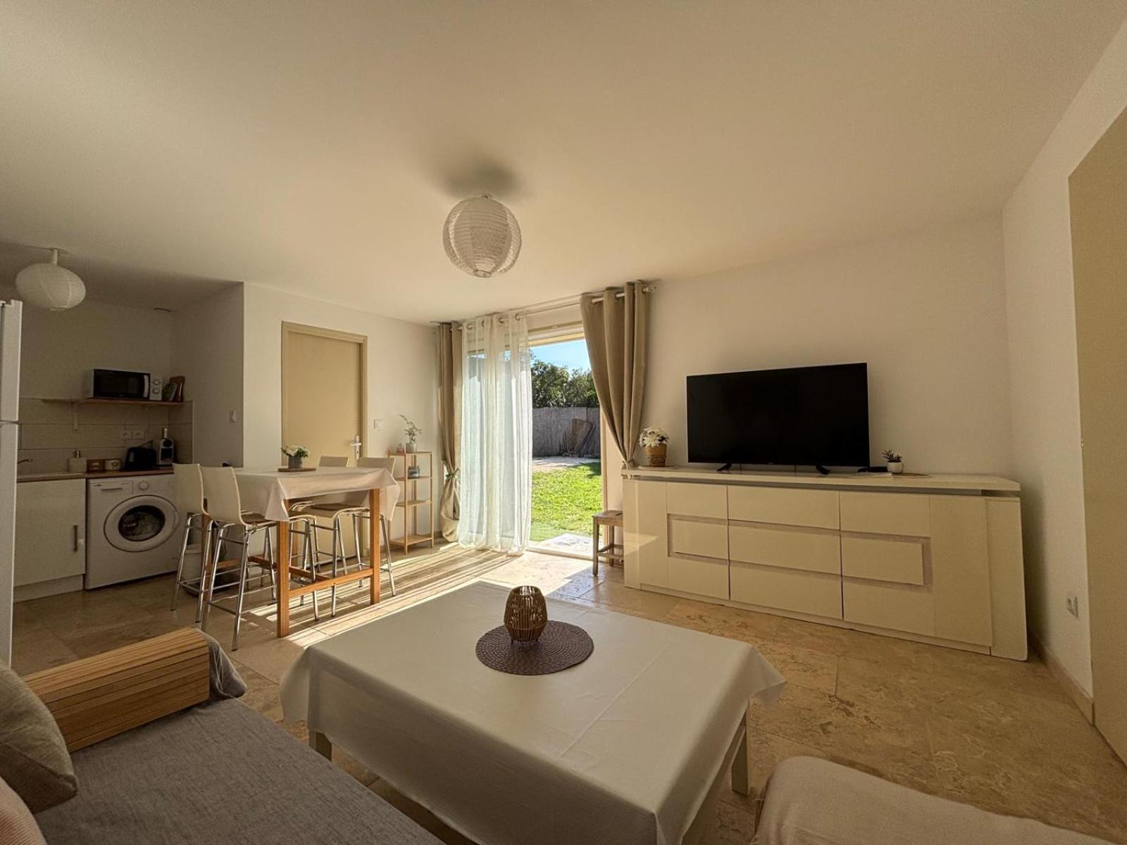 Maison De Vacances En Campagne Cavaillon Kültér fotó
